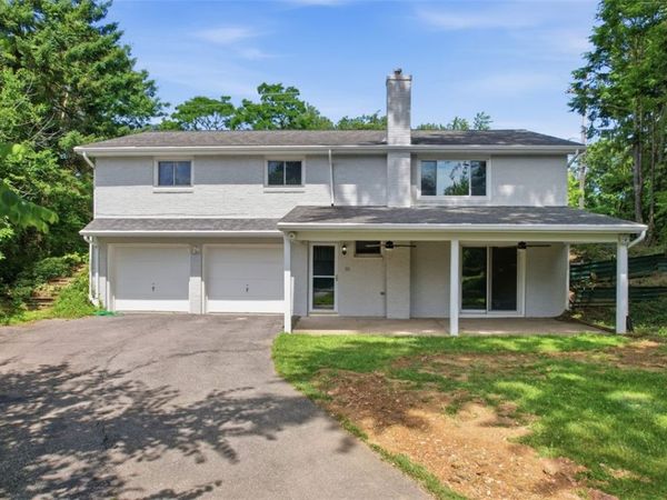 101 Dover Drive, Coraopolis, PA 15108