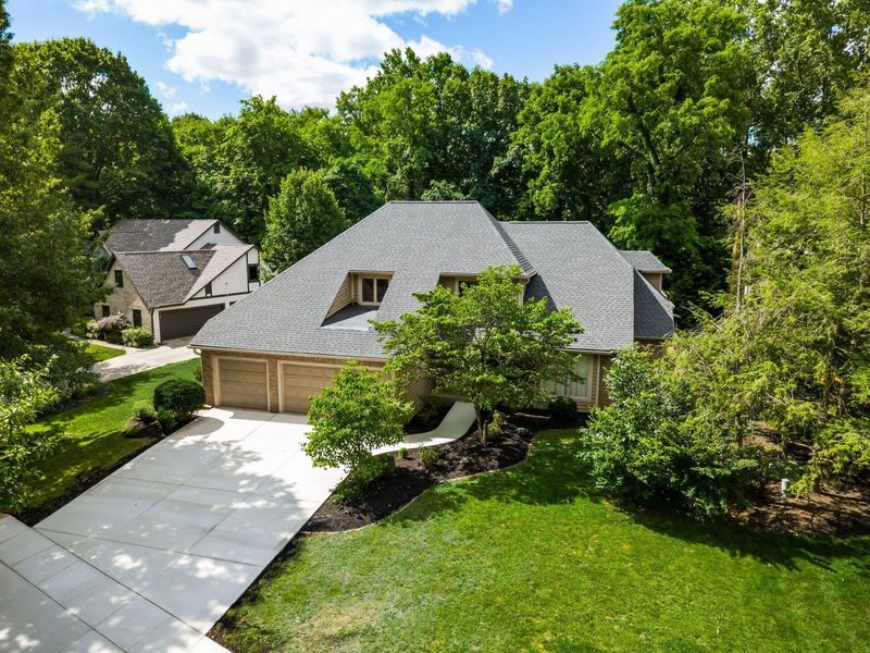 259 Autumn Leaf Court, Columbus, OH 43235 Photo 1