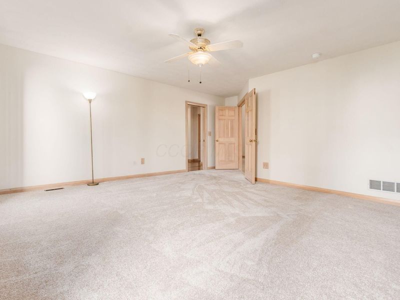 259 Autumn Leaf Court, Columbus, OH 43235 Photo 25