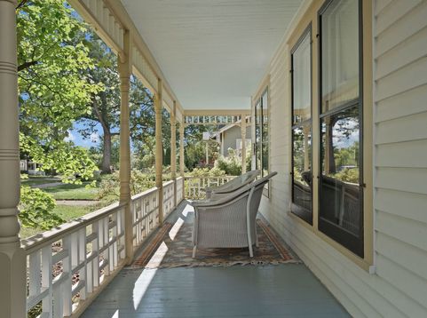 Main Photo