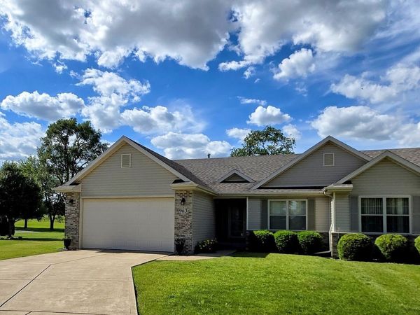 963 Brown Drive, Momence, IL 60954