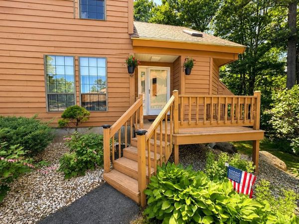 43 W Meadow Road, Unit Building #14, Haverhill, MA 01832