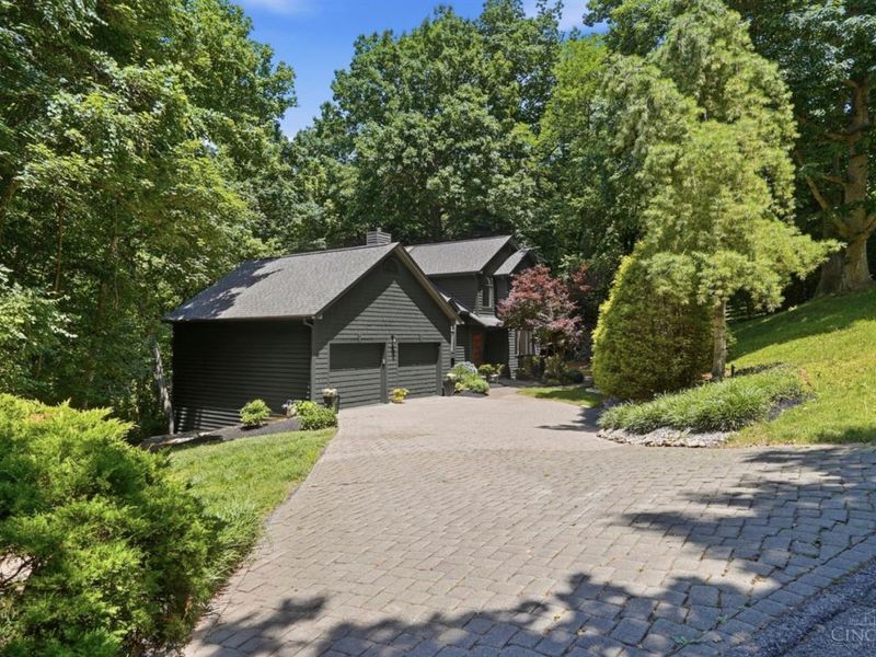 2855 Patterson Farms Lane, Anderson Twp, OH 45244 Photo 9