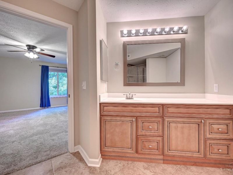 200 Postoak Lane, Unit D, Milford, OH 45150 Photo 15