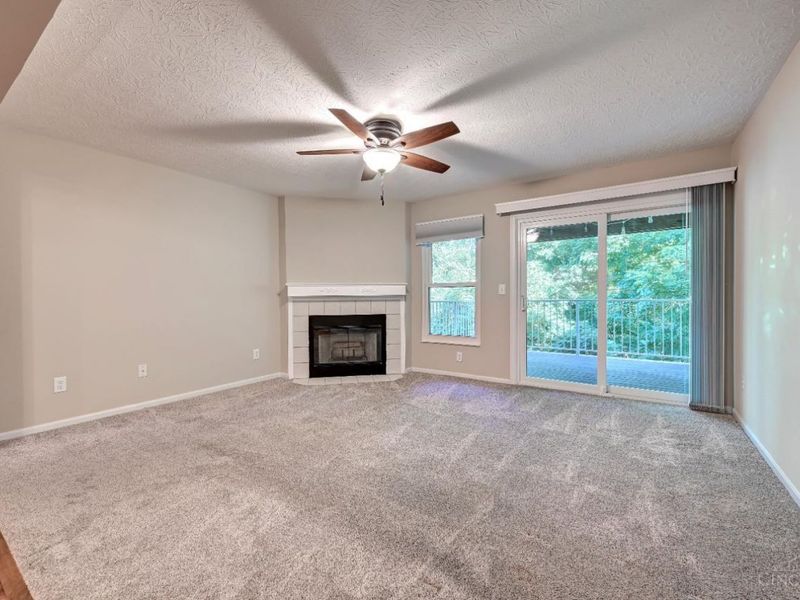 200 Postoak Lane, Unit D, Milford, OH 45150 Photo 7