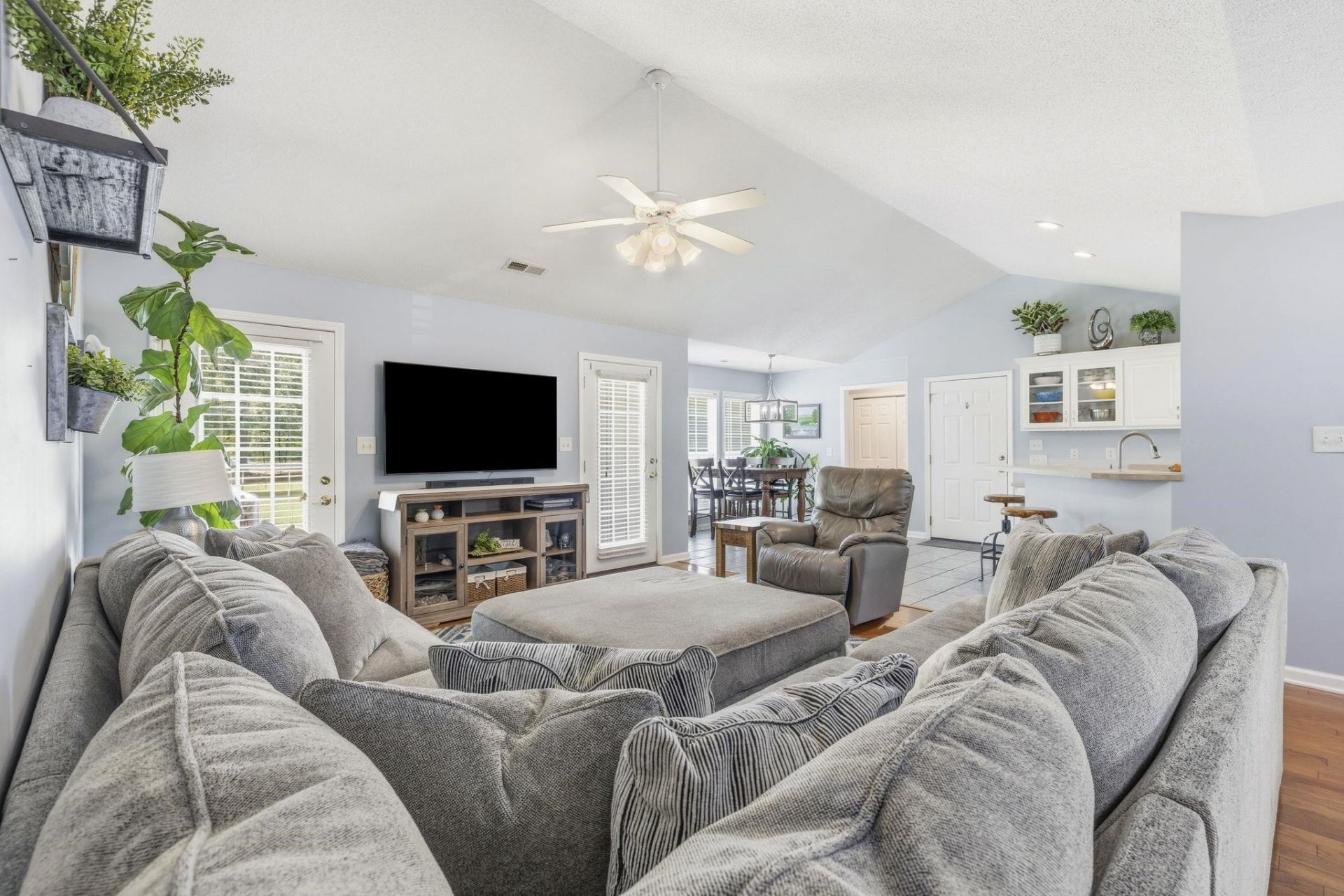 107 Rambling Rose Dr.  Photo 7