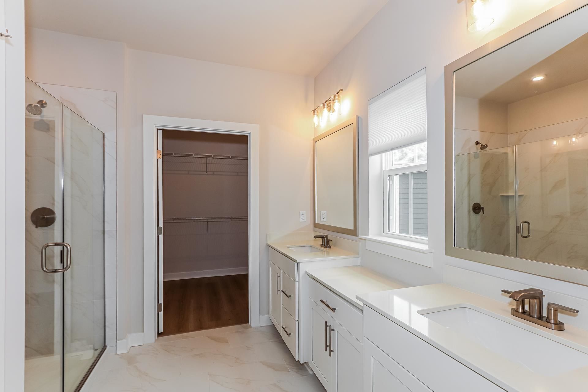2218 Vera Way  Photo 7