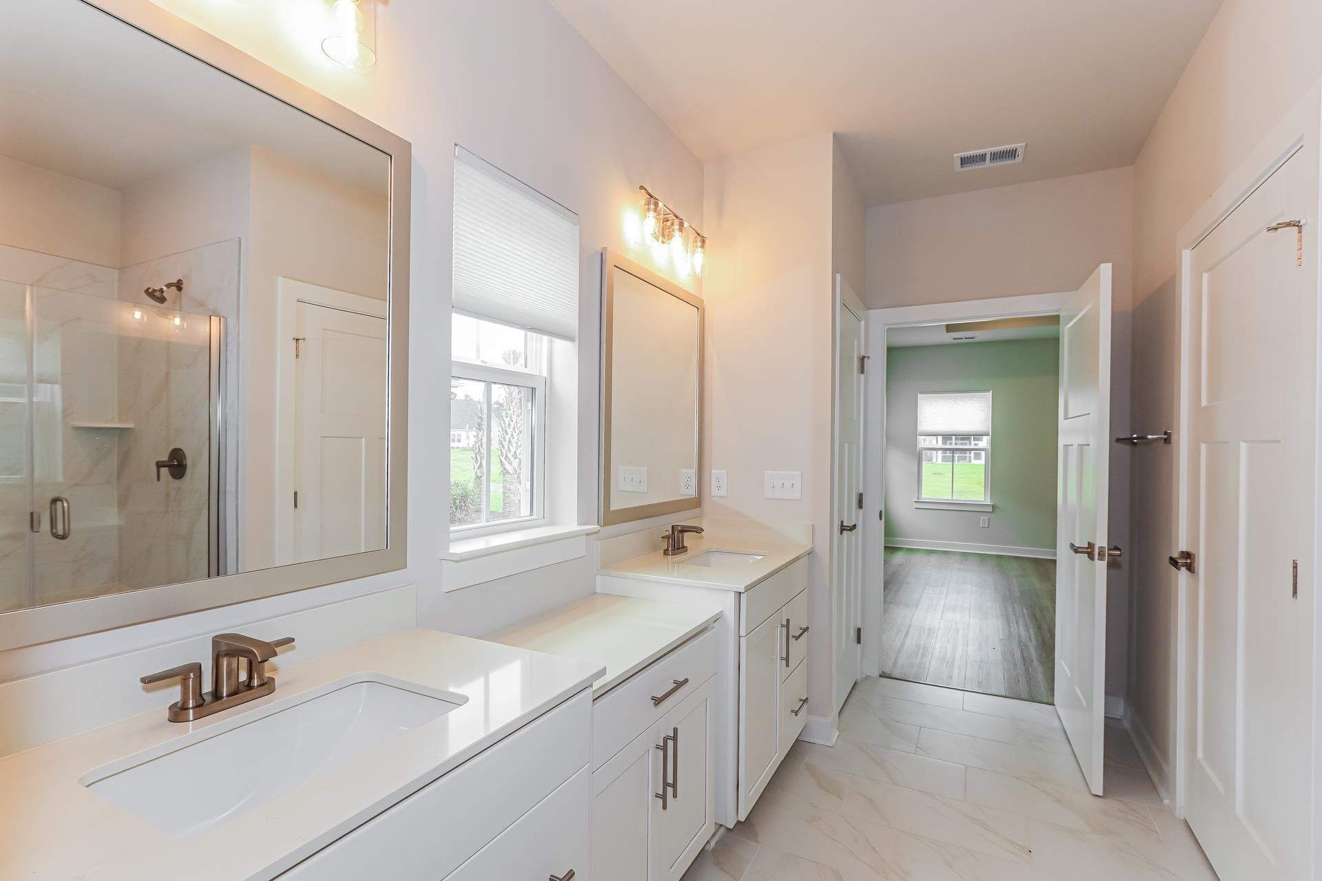 2218 Vera Way  Photo 8