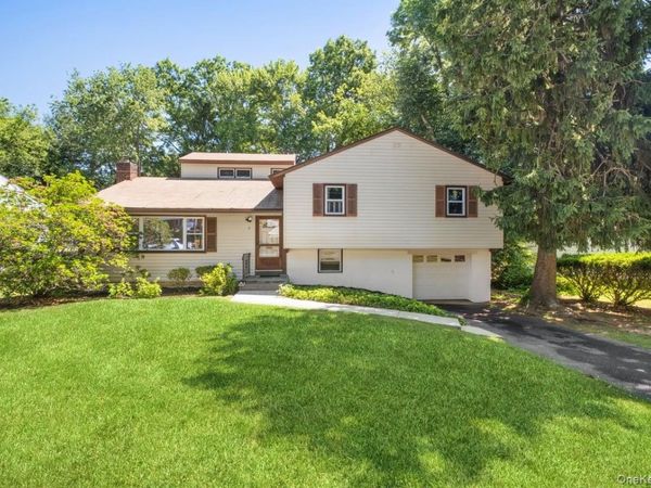 5 Hemlock Road, Hartsdale, NY 10530