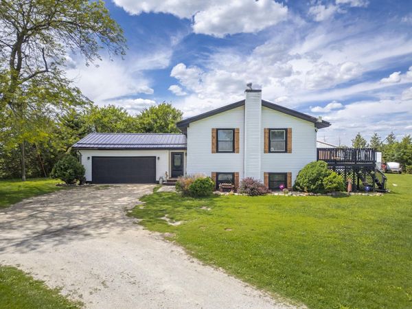 20864 120Th Street, Westgate, IA 50681
