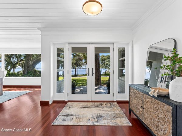 1001 N Indian River Drive, Cocoa, FL 32922
