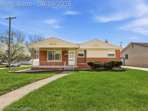 24605 Eton Avenue, Dearborn Heights, MI 48125