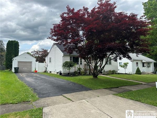 30 Elliott Avenue , Jamestown, NY 14701