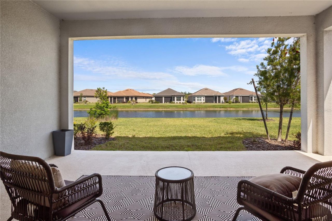 4724 Crestpoint Way , Palmetto, FL 34221 Photo
