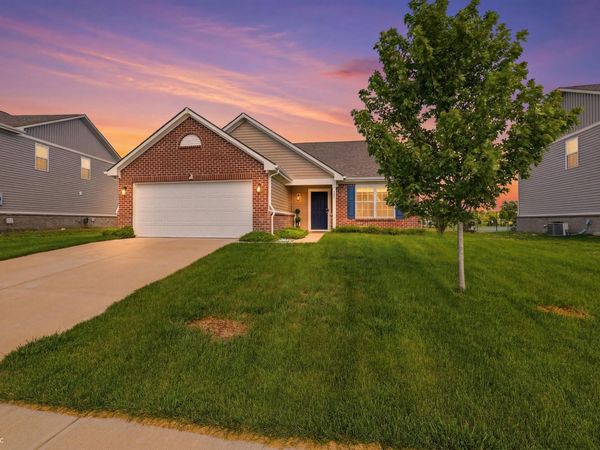 571 Freedom Drive, Pittsboro, IN 46167