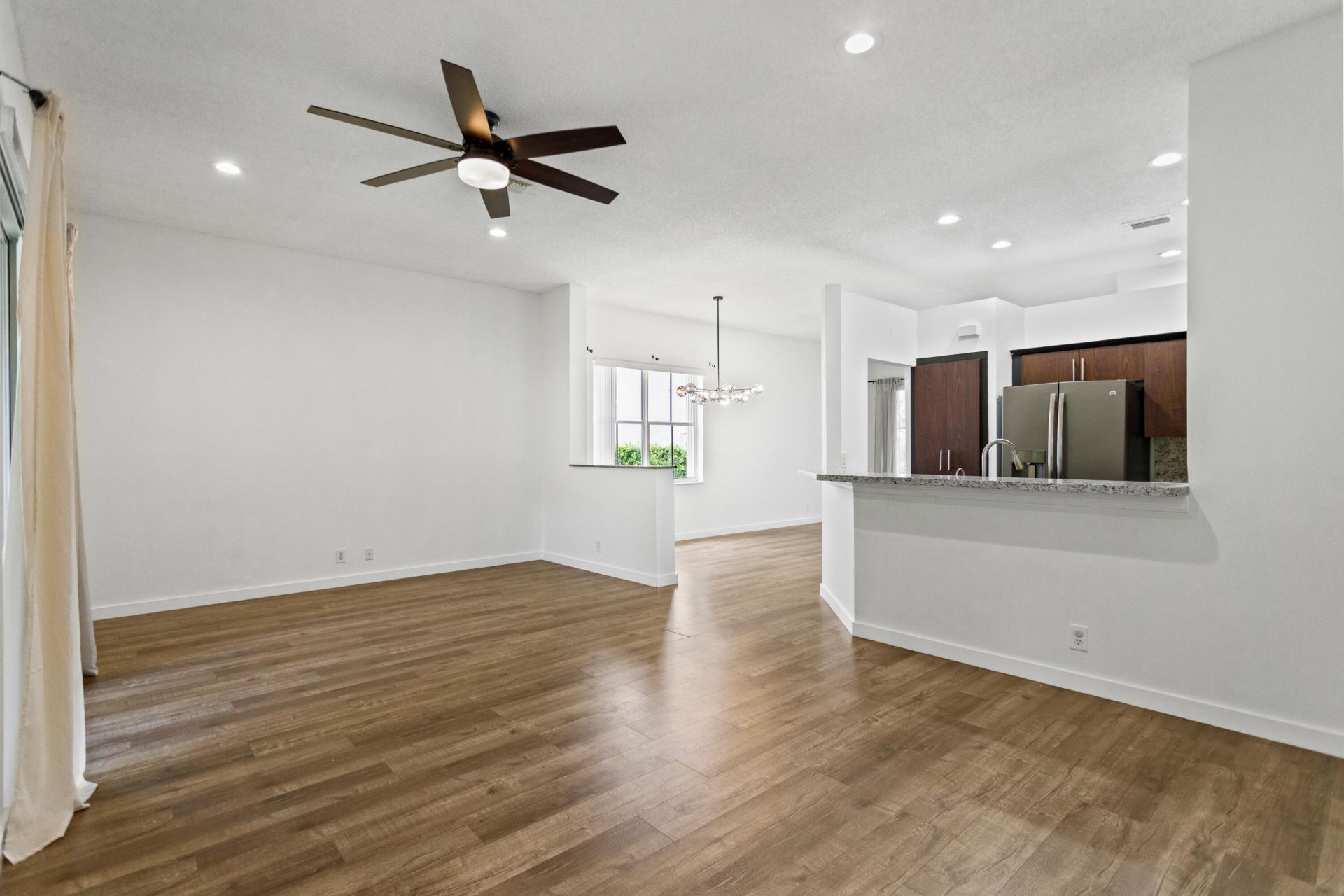 1071 Bluewood Terrace, Weston, FL 33327 Photo