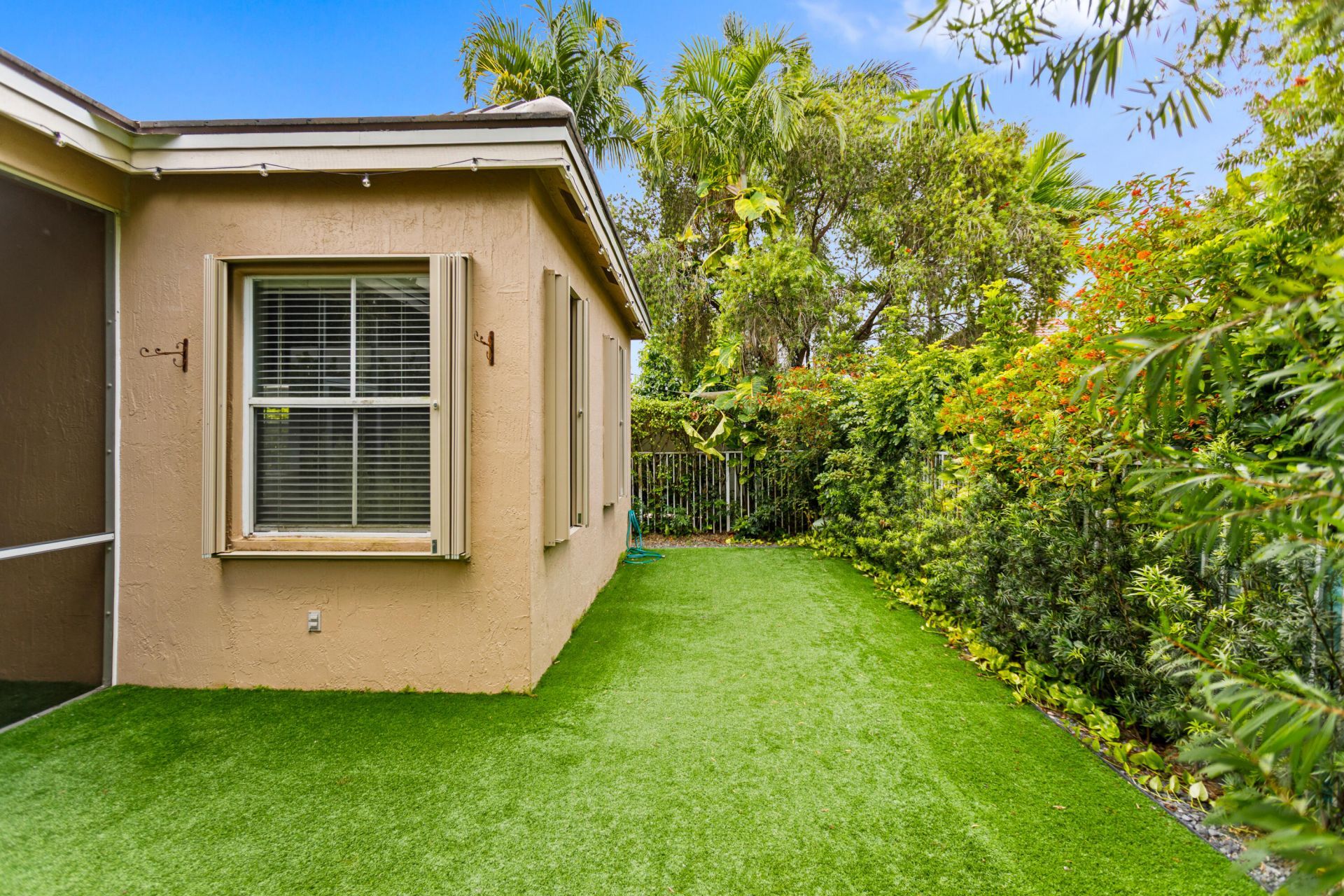 1071 Bluewood Terrace, Weston, FL 33327 Photo