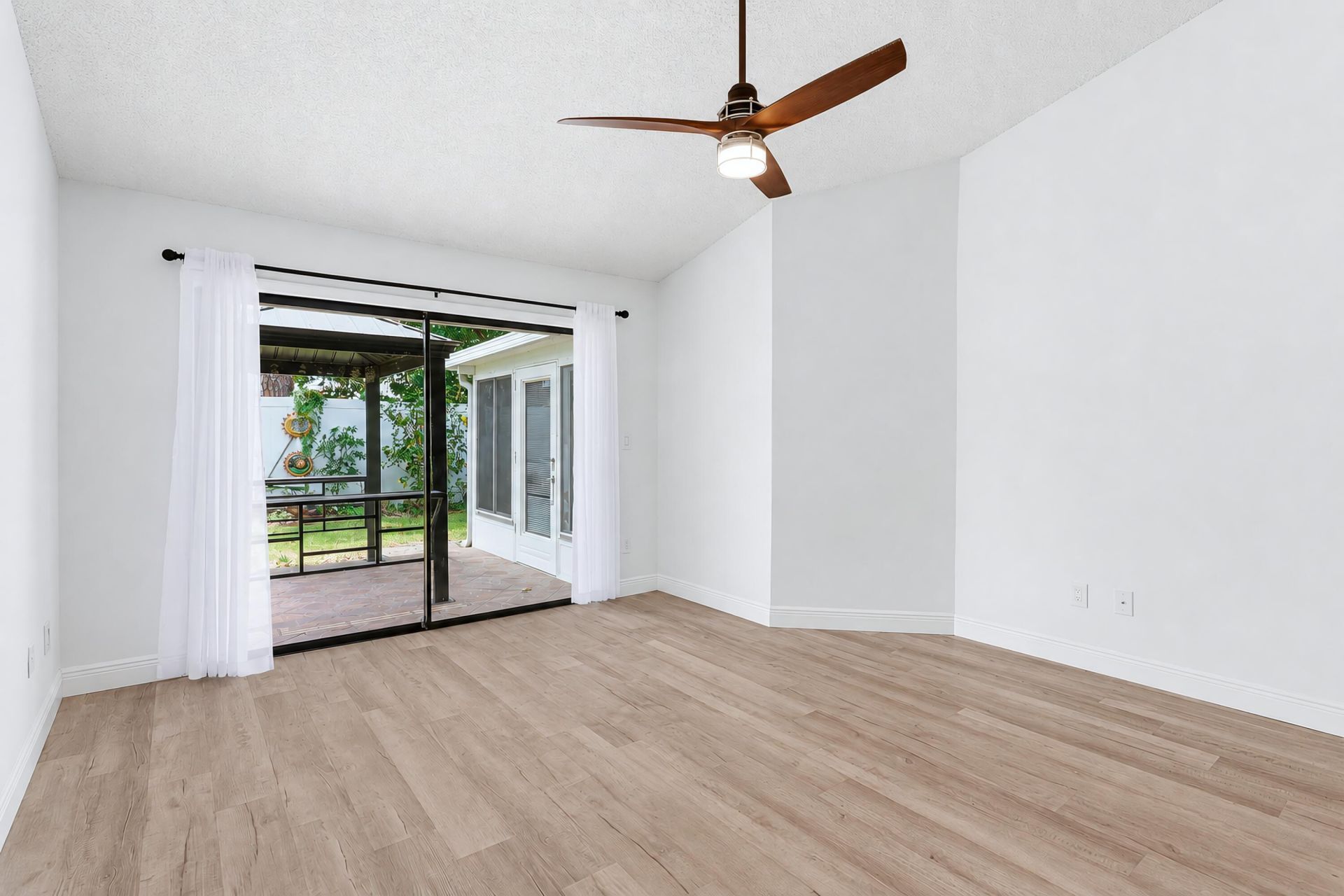117 Sherwood Drive, Royal Palm Beach, FL 33411 Photo