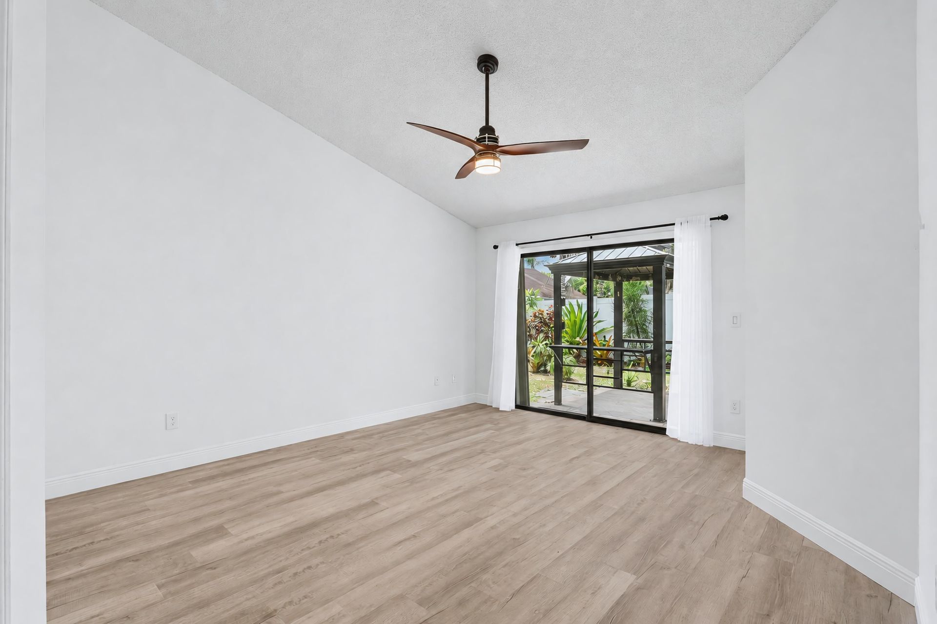 117 Sherwood Drive, Royal Palm Beach, FL 33411 Photo