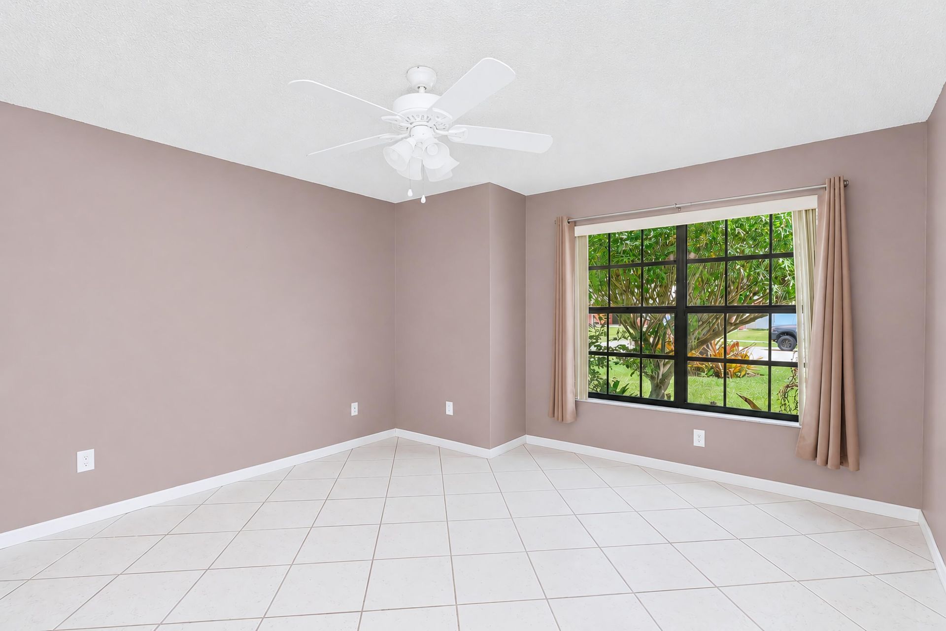 117 Sherwood Drive, Royal Palm Beach, FL 33411 Photo