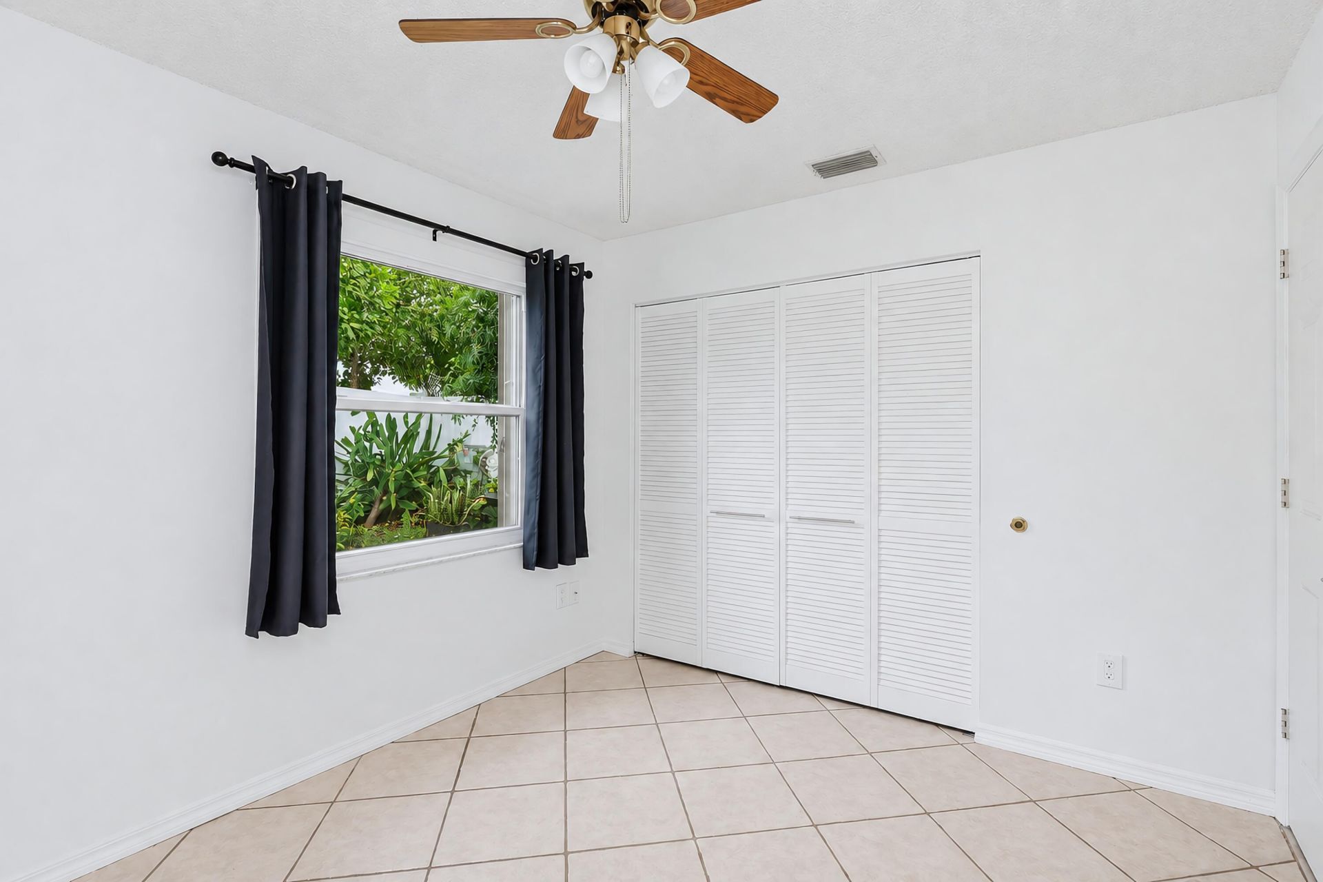 117 Sherwood Drive, Royal Palm Beach, FL 33411 Photo