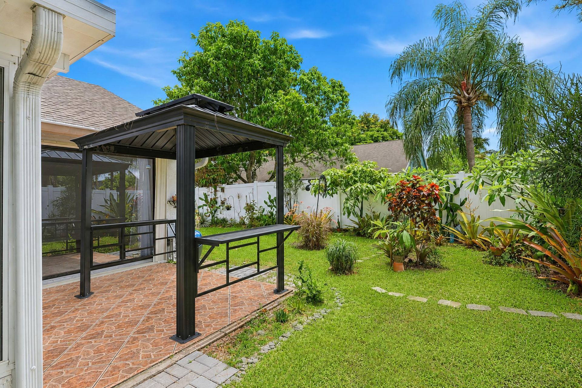 117 Sherwood Drive, Royal Palm Beach, FL 33411 Photo