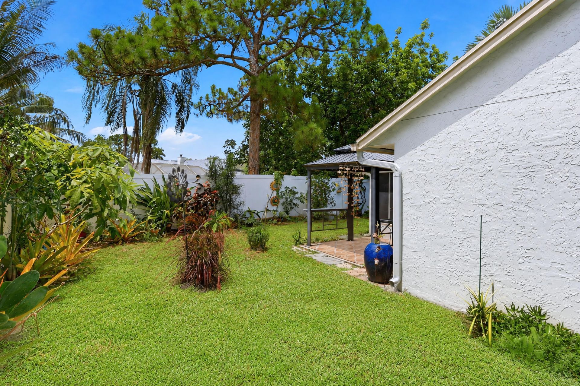 117 Sherwood Drive, Royal Palm Beach, FL 33411 Photo