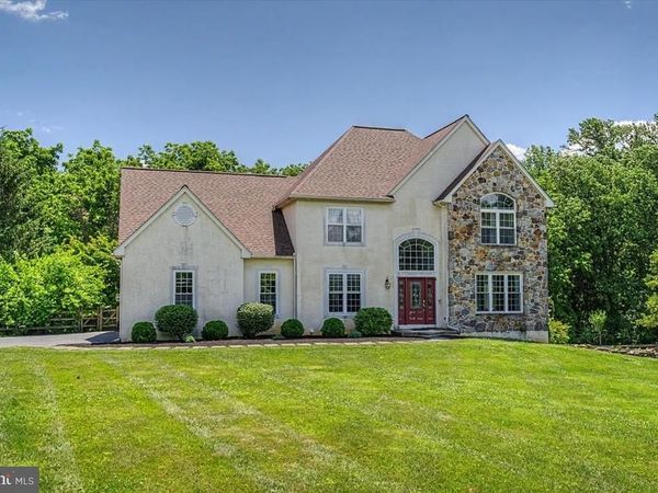 69 MEADOWCROFT LANE , LINCOLN UNIVERSITY, PA 19352