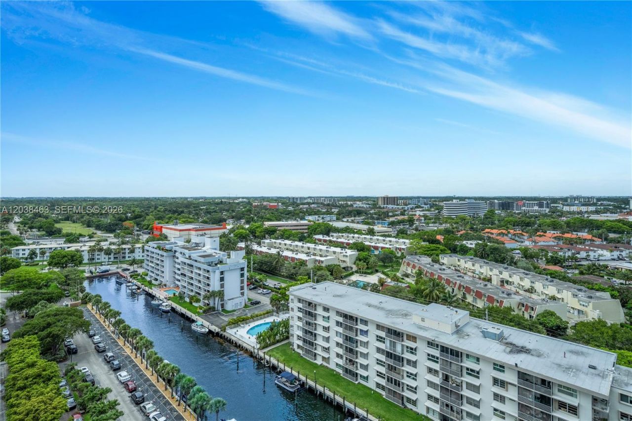 1800 NE 114th St, Unit 1811, Miami, FL 33181 Photo