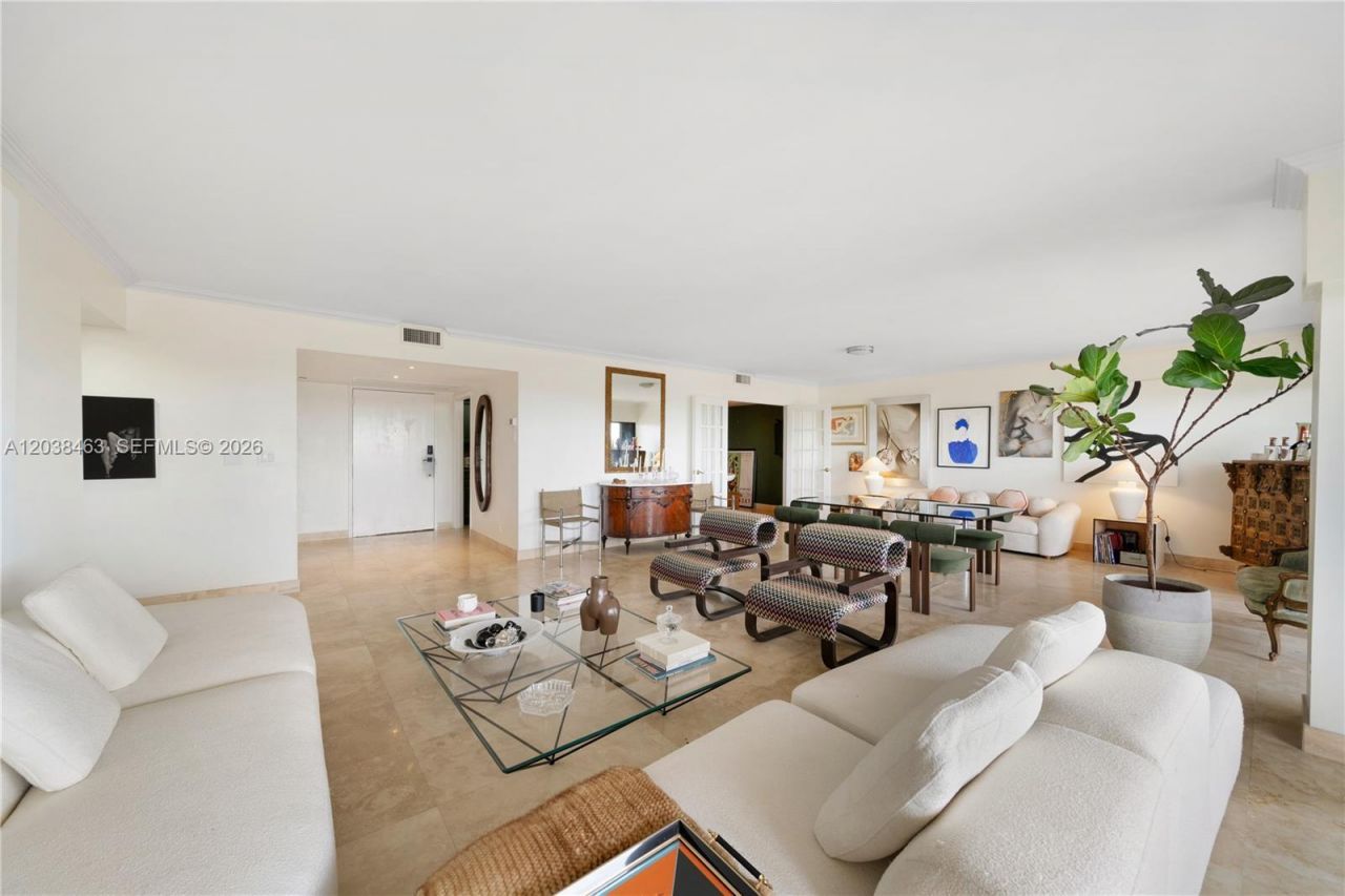 1800 NE 114th St, Unit 1811, Miami, FL 33181 Photo
