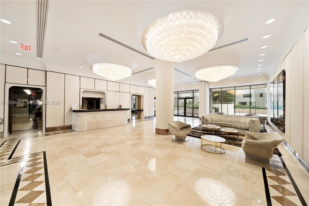 1800 NE 114th St, Unit 1811, Miami, FL 33181 Photo