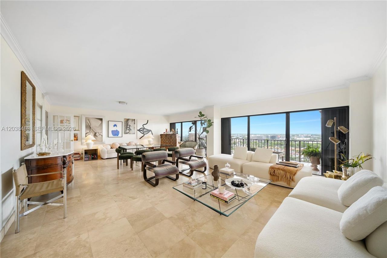 1800 NE 114th St, Unit 1811, Miami, FL 33181 Photo