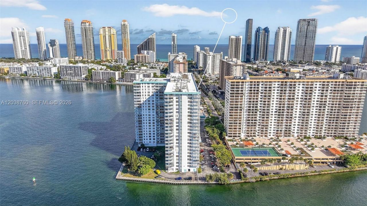 301 174th St, Unit 1905 + DEN, Sunny Isles Beach, FL 33160 Photo