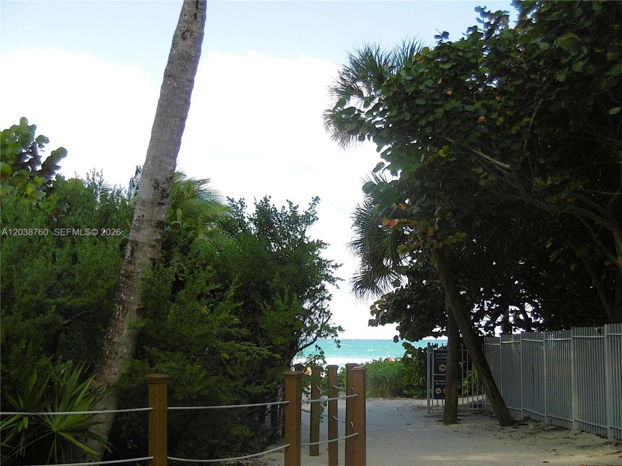 301 174th St, Unit 1905 + DEN, Sunny Isles Beach, FL 33160 Photo