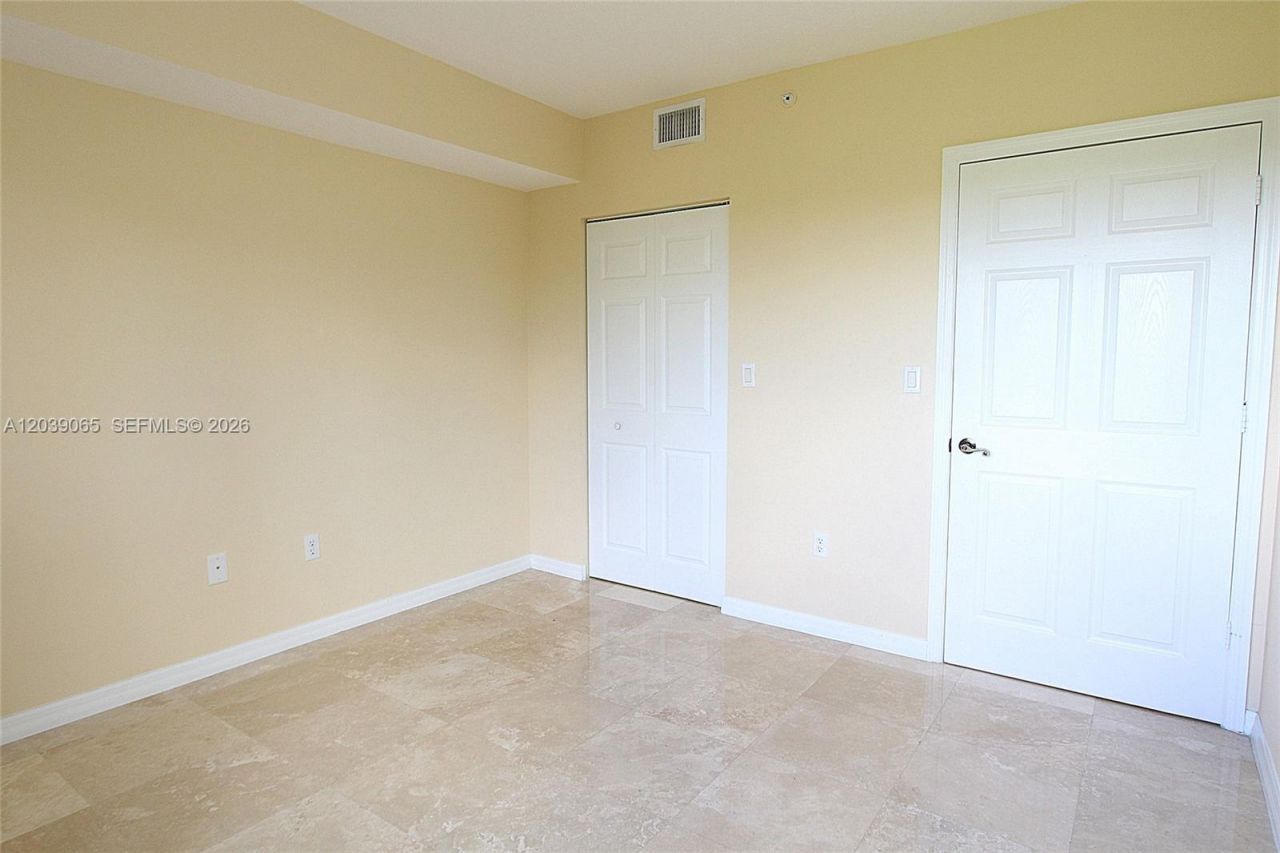 3530 SW 22nd St , Unit 505, Miami, FL 33145 Photo