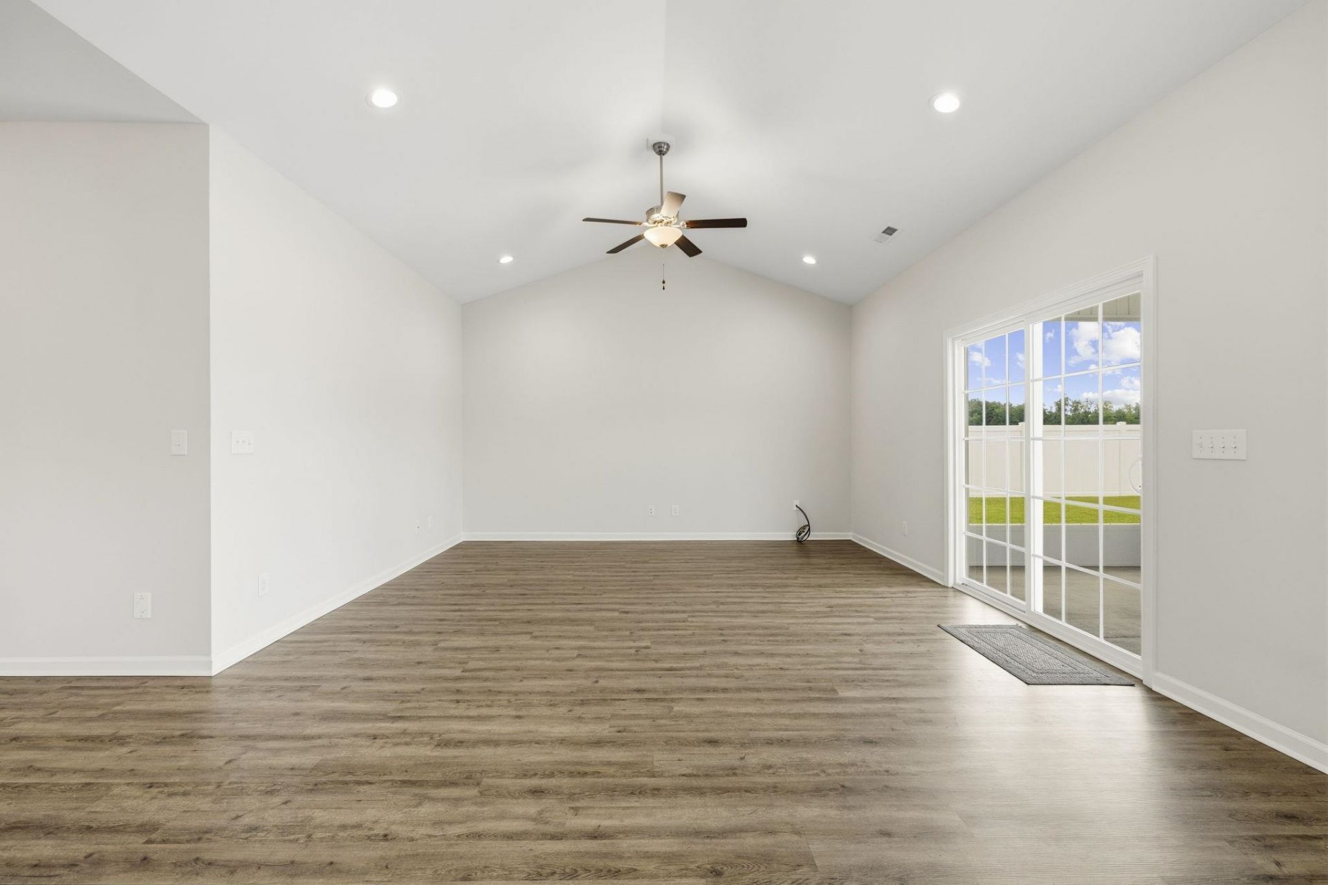 7088 Oak Grove Rd. Photo 10