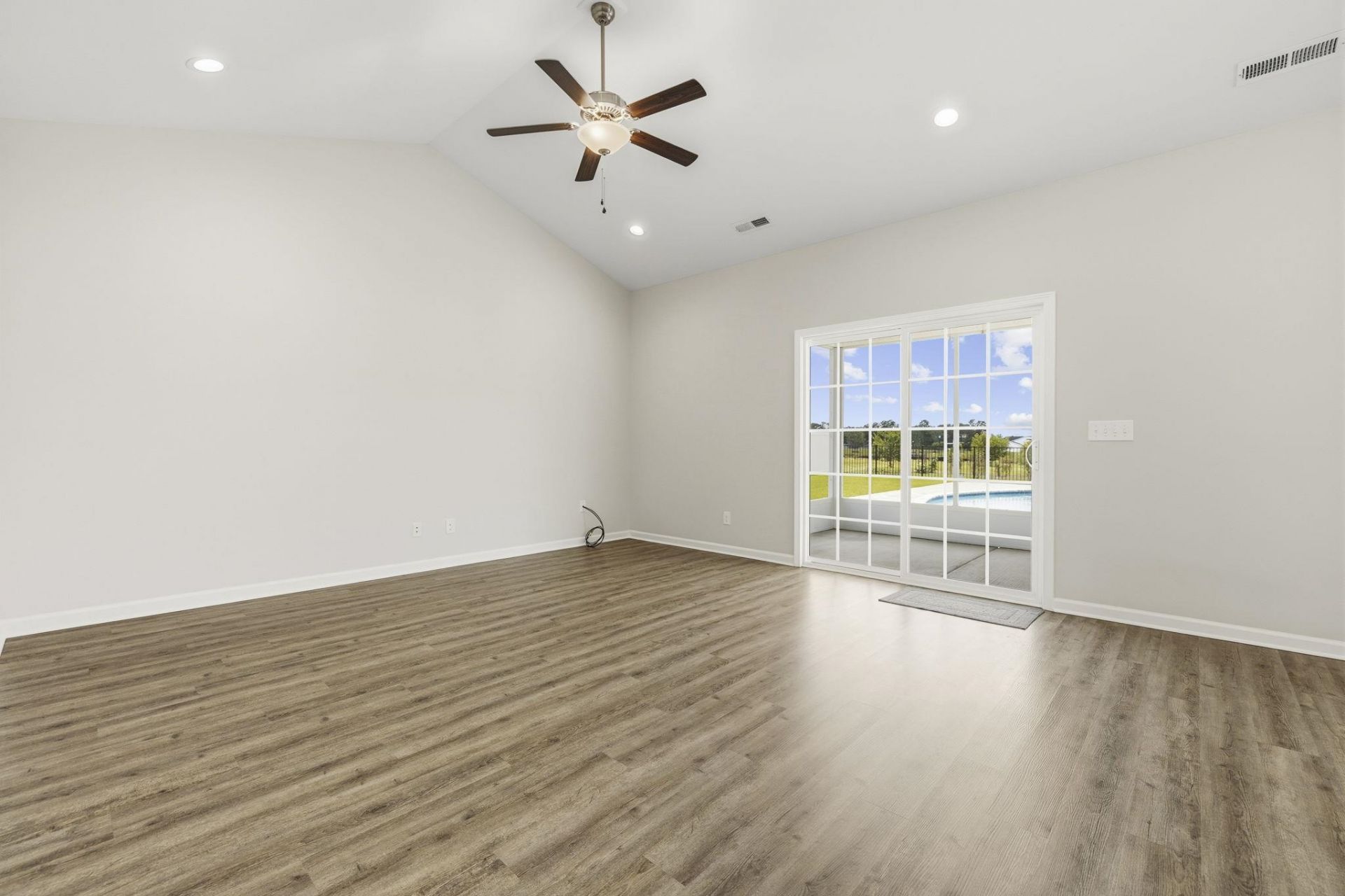 7088 Oak Grove Rd. Photo 11