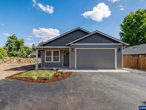 730 E Elmore St, Lebanon, OR 97355