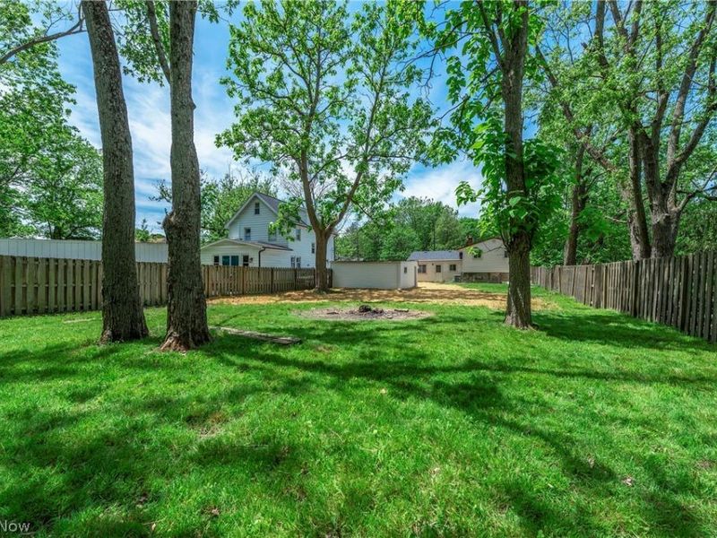 745 Wellmon Street , Bedford, OH 44146 Photo 33