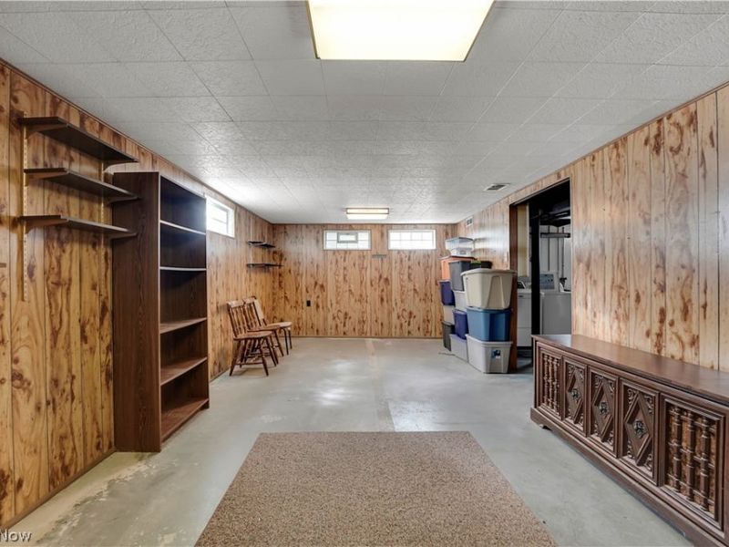15540 Paulding Boulevard, Brook Park, OH 44142 Photo 10