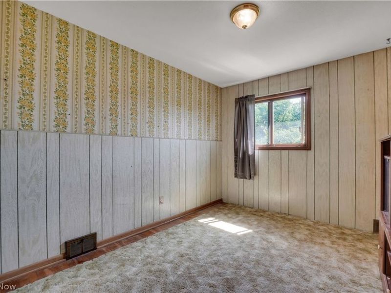 15540 Paulding Boulevard, Brook Park, OH 44142 Photo 18