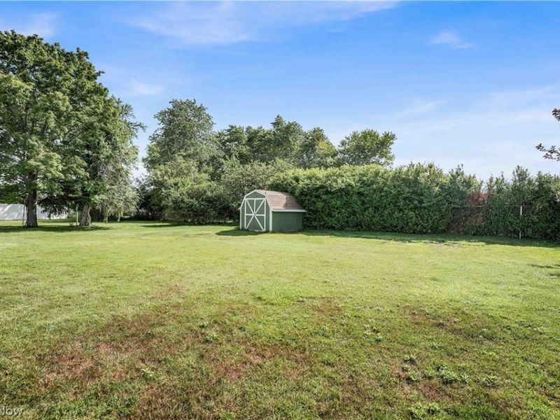 15540 Paulding Boulevard, Brook Park, OH 44142 Photo 24