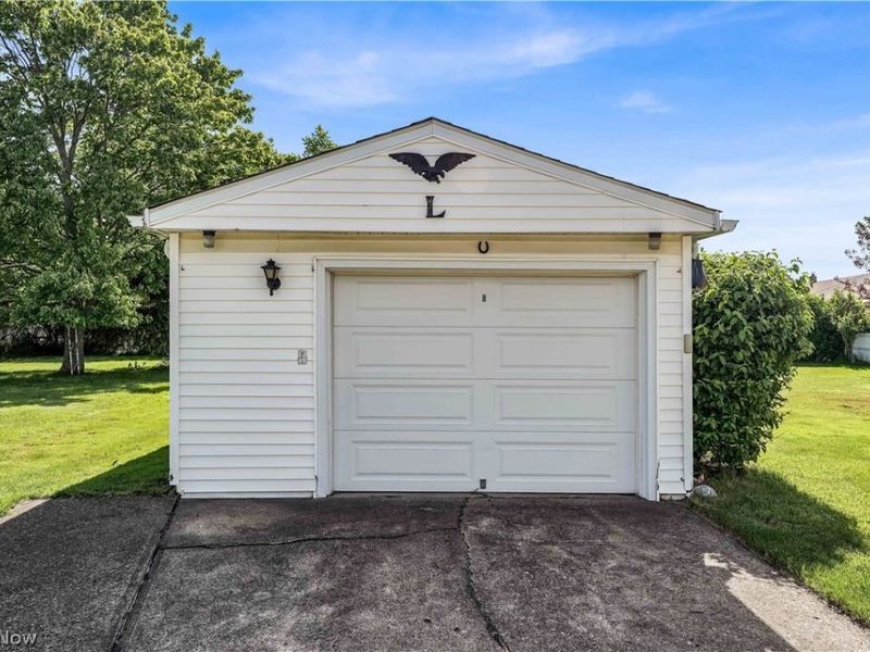 15540 Paulding Boulevard, Brook Park, OH 44142 Photo 26