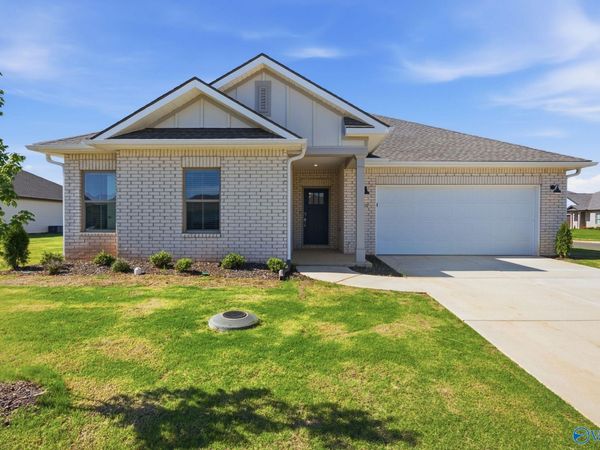 100 Chain Bridge Circle, Harvest, AL 35749