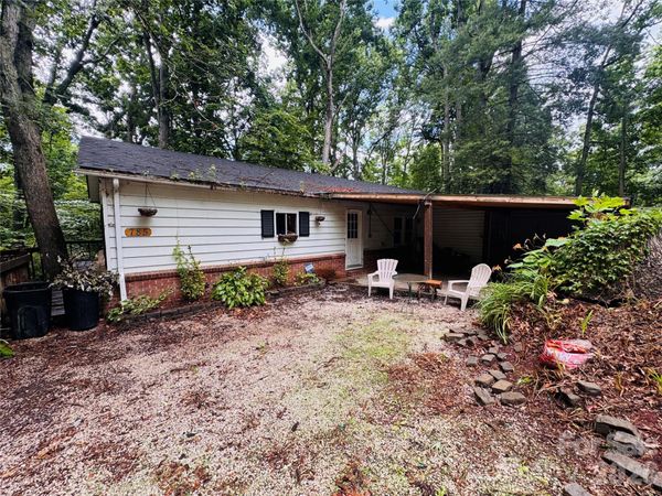 785 Hutch Mountain Road , Fletcher, NC 28732