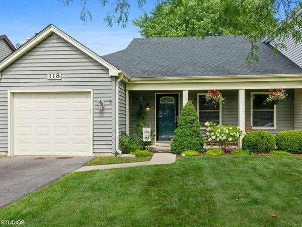 118 Bedford Road , Mundelein, IL 60060