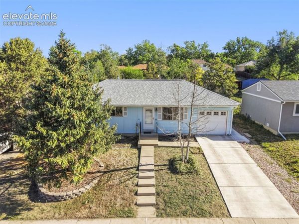 4002 Shelley Avenue, Colorado Springs, CO 80910