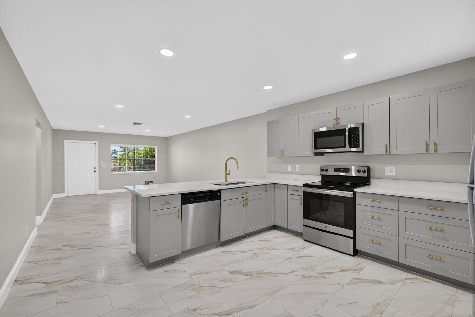 4873 Arthur Street, Palm Beach Gardens, FL 33418 Photo