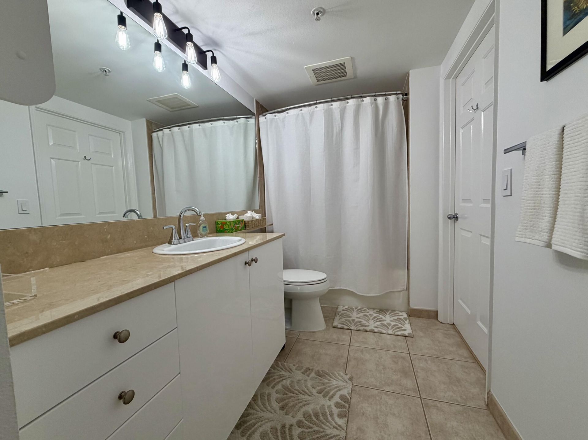 625 Casa Loma Boulevard, Unit 207, Boynton Beach, FL 33435 Photo