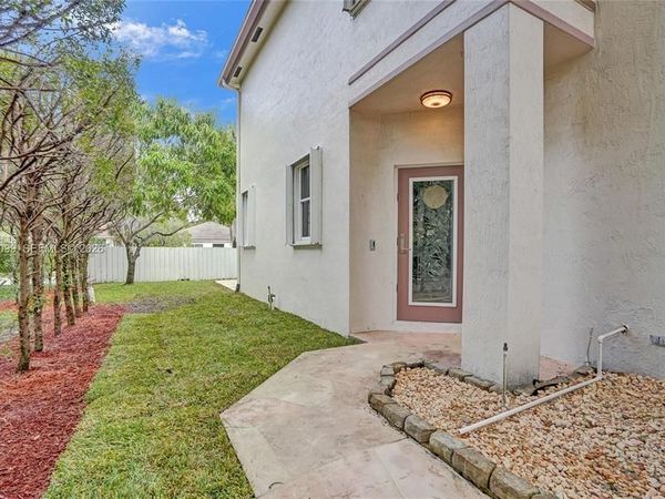 218 NW 75th Terrace, Plantation, FL 33317